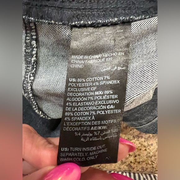 White House Black Market Mid Rise Front Studs Skinny Ankle Jeans size 12 EUC - Picture 9 of 12